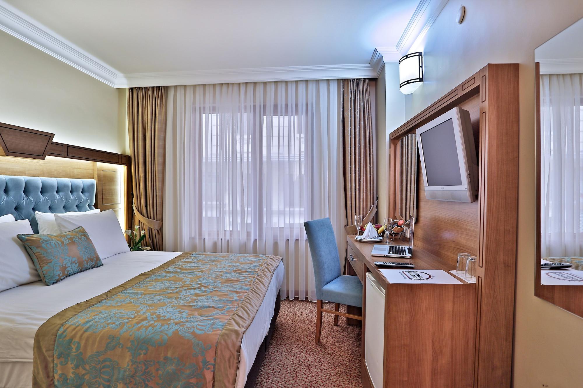 Budo Hotel Истанбул Екстериор снимка