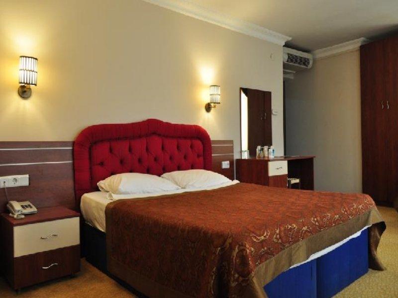 Budo Hotel Истанбул Екстериор снимка
